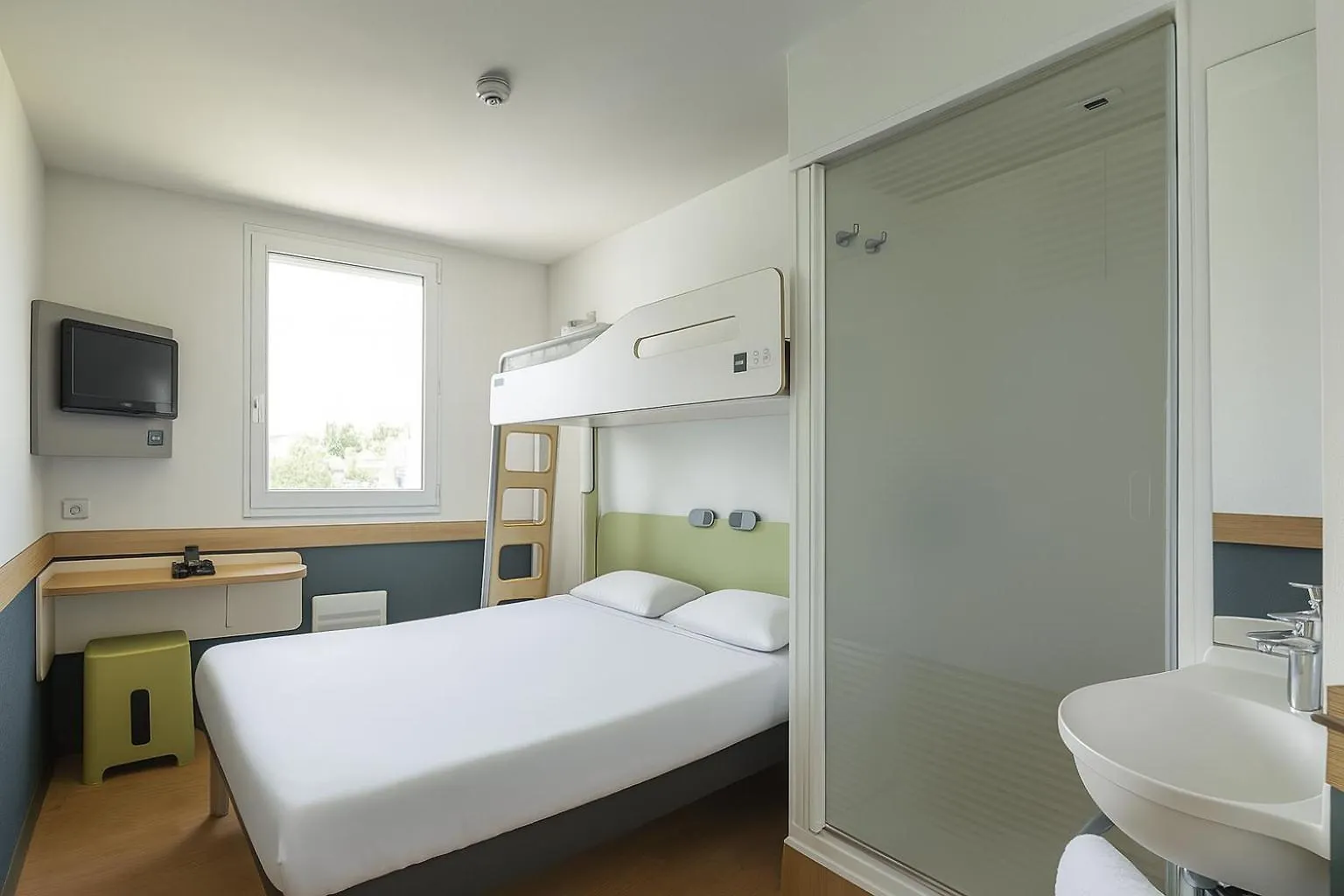 **  Logis Hotel De Port D'Alon - St Cyr Sur Mer Saint-Cyr-sur-Mer France